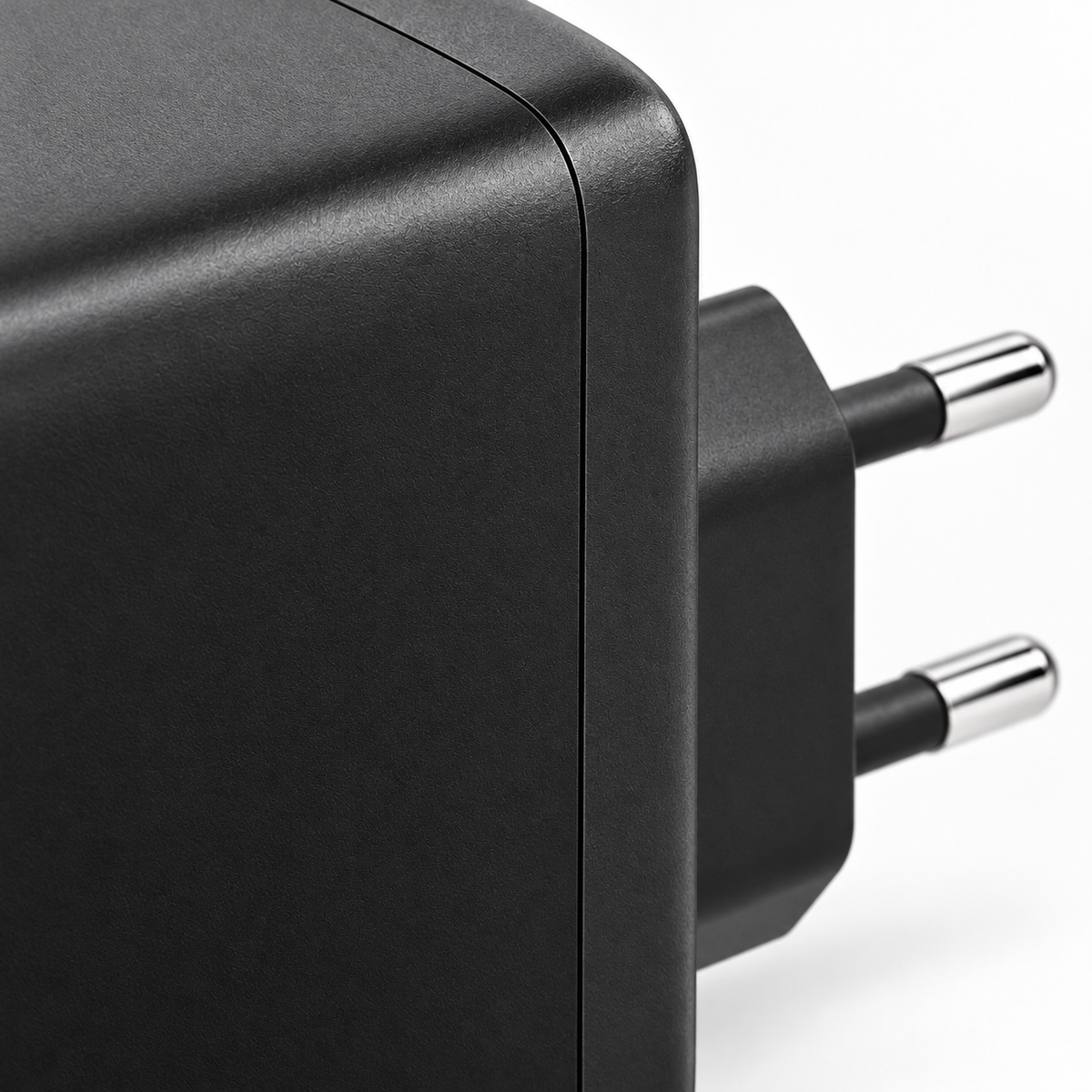 NOVIXA 100W Charger with Display