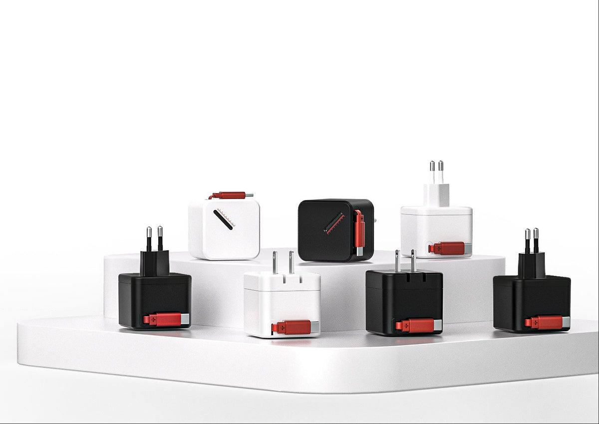 NOVIXA 20W Charger with Retractable Cable